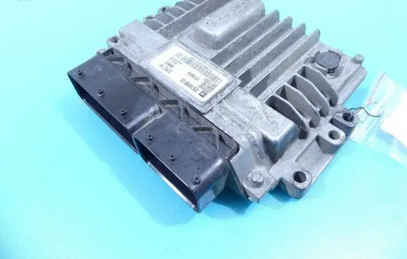 Chevrolet Captiva Engine control unit/module ECU 25189813 IMPRK1342063