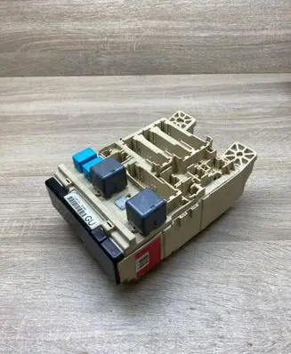 Lexus RX 300 Fuse module 092006GU