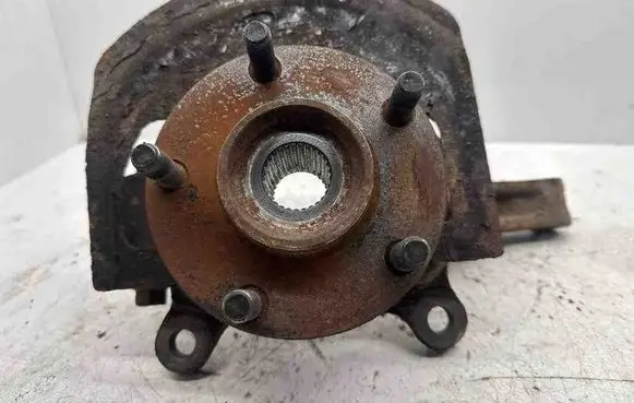 Nissan Qashqai Front wheel hub 
