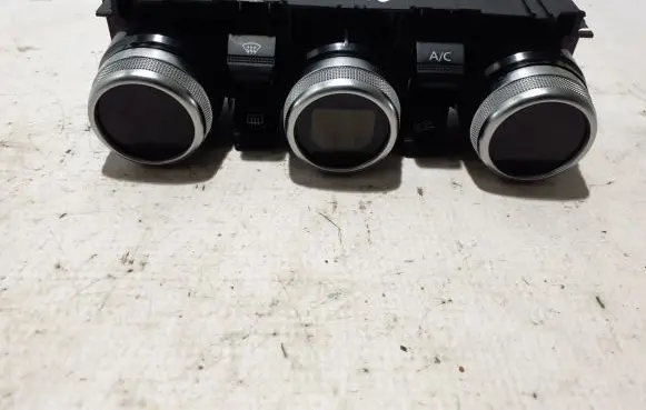 Renault Clio V Air conditioner control unit module 275102991R