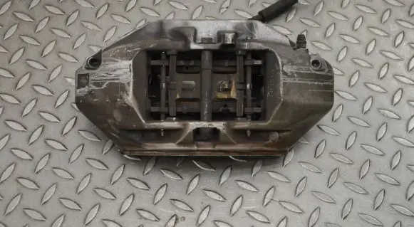 Mercedes-Benz CLS C257 Front brake caliper 20B40106006A