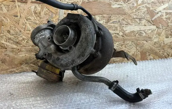 BMW 5 E60 E61 Turbo 7789083 GT2260V GT2260