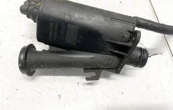 Renault Kangoo I Oil breather separator 8200082486