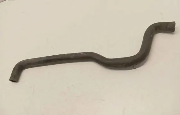 Volkswagen Transporter - Caravelle T4 Engine coolant pipe/hose 074121058B