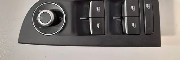 Alfa Romeo Giulia Electric window control switch 01561291690