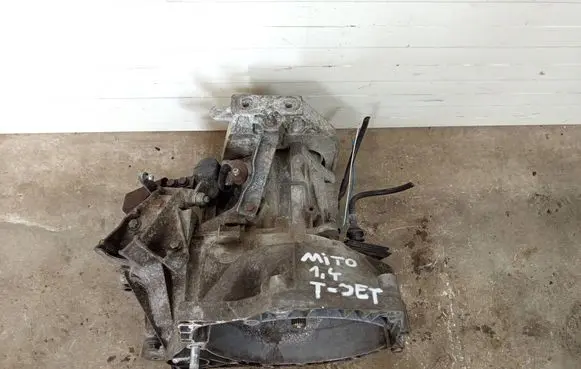 Fiat Grande Punto Manual 5 speed gearbox PUNTO14TJETSKRZY 55212671