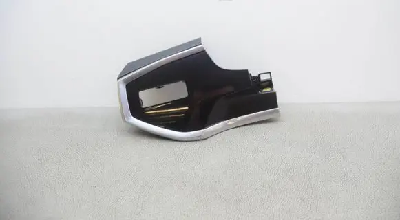 Audi Q3 F3 Dashboard glove box trim 83B853189