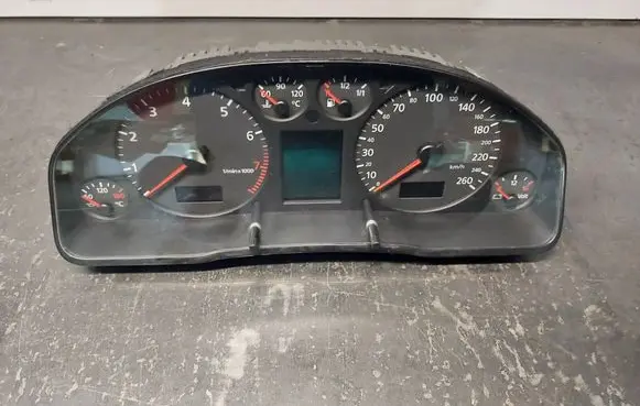 Audi A6 S6 C5 4B Speedometer (instrument cluster) 4B0920932L