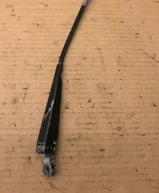 Volkswagen Golf II Rear wiper blade arm 191955706A 191955707A