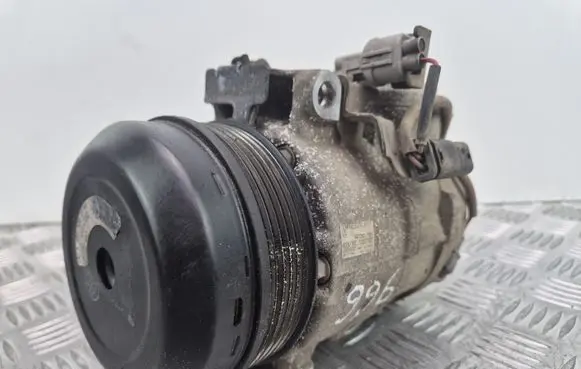 Mercedes-Benz C W204 Air conditioning (A/C) compressor (pump) A0008302700