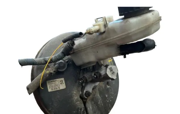 Toyota Auris 150 Brake booster 4720002580a 4720002770a