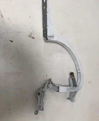 Audi A6 S6 C7 4G Tailgate/trunk/boot hinge 4G5827302B