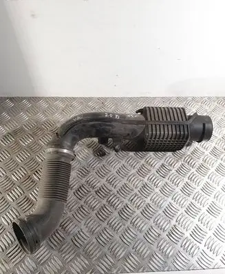 Volvo V70 Air intake duct part 31319691 31319688
