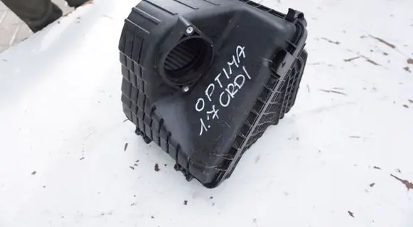 KIA Optima Air filter box OBUDOWAFILTRA