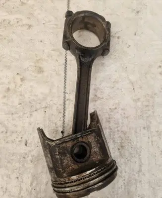Toyota Land Cruiser (J120) Piston with connecting rod 