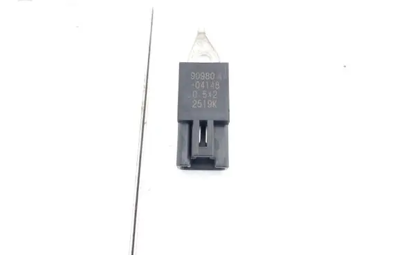 Toyota Yaris Aerial antenna filter 9098004148