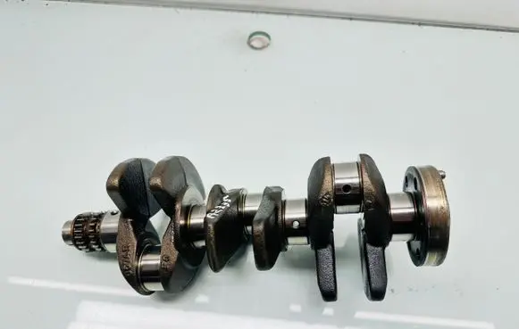 Renault Clio IV Crankshaft 0574r