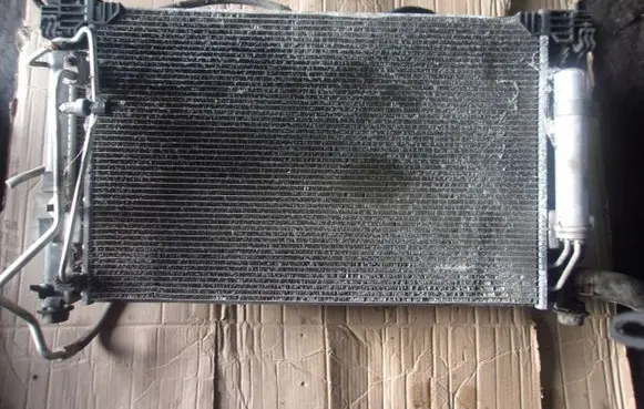 Mitsubishi Outlander Radiator set 
