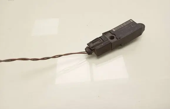Mercedes-Benz E W211 Airbag deployment crash/impact sensor A0028202726 25571203A4
