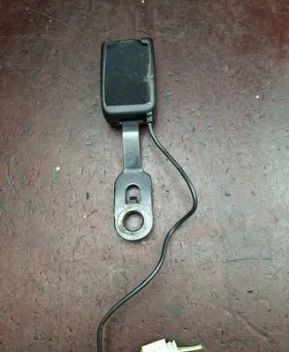 Peugeot 207 Front seatbelt buckle BS401E101