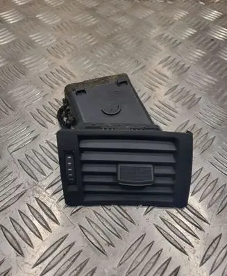 Audi A4 S4 B7 8E 8H Dash center air vent grill 438401