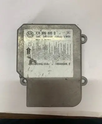 Volkswagen PASSAT B5.5 Airbag control unit/module 1C0909605B 5WK43124 16040806B