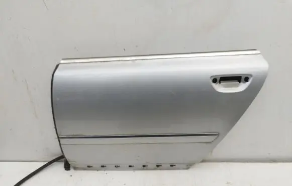 Audi A8 S8 D3 4E Rear door