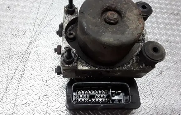 Mitsubishi Outlander ABS Pump 4670A006