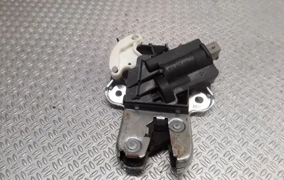 Audi A6 S6 C6 4F Tailgate/trunk/boot lock/catch/latch 4F5827505D