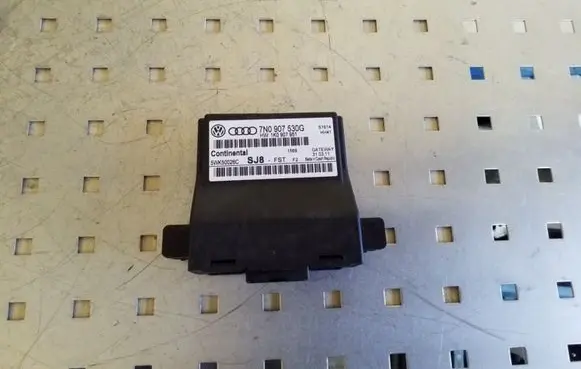 Volkswagen PASSAT B7 Other control units/modules 7N0907530 1K0907951