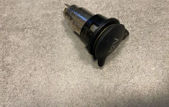 Land Rover Range Rover Sport L320 Cigarette lighter 1S7T19N236