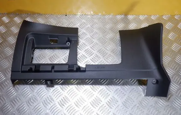 Volkswagen Golf VII Dashboard lower bottom trim panel 5G1858367C