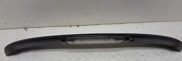 Tailgate/trunk spoiler