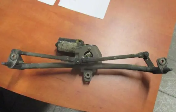 Audi A3 S3 8L Front wiper linkage and motor