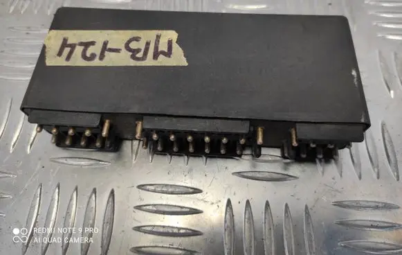 Mercedes-Benz 190 W201 Light module LCM 1265420032