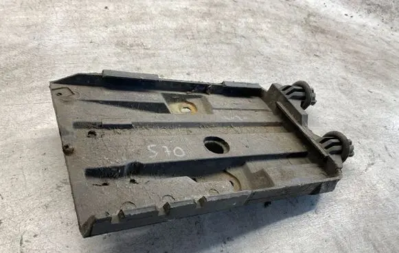 Volvo S70 V70 V70 XC Battery tray 9444453