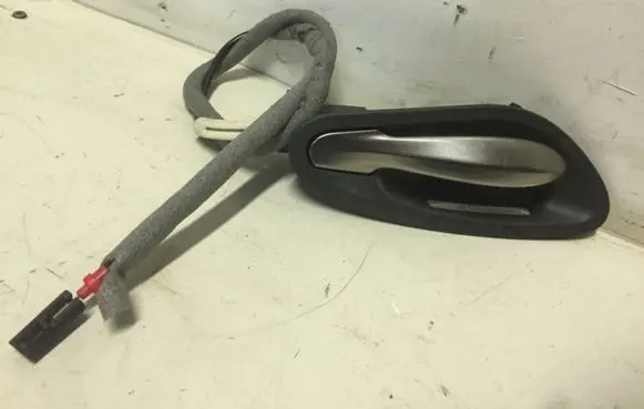 BMW 6 E63 E64 Front door interior handle 7116066 7119064