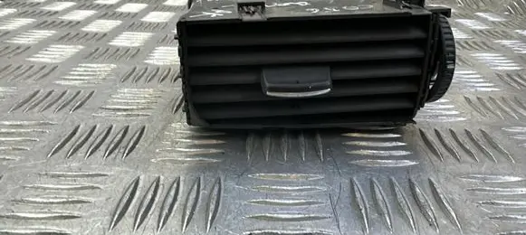 Mazda CX-5 Dash center air vent grill KD466491X