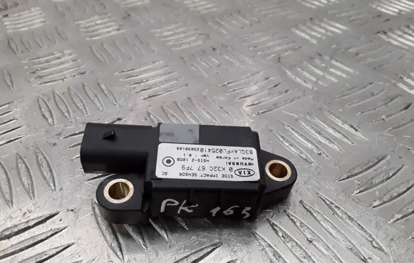 KIA Rio Airbag deployment crash/impact sensor 0K32C677F9 23030109