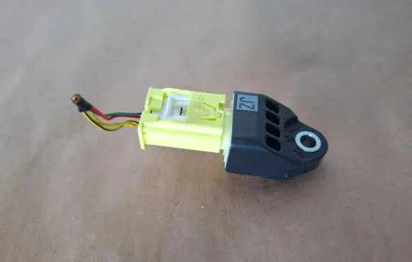 Lexus NX Airbag deployment crash/impact sensor 8983178020