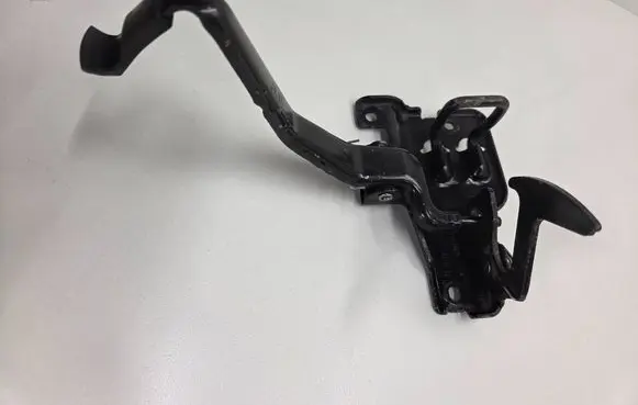 Audi A4 S4 B6 8E 8H Engine bonnet/hood lock/catch 8E0823480D