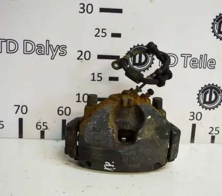 Ford Kuga II Front brake caliper