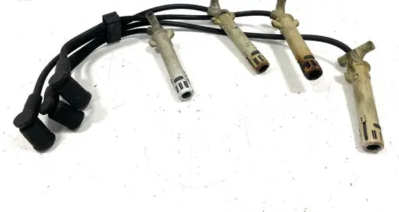 Ford Galaxy Ignition plug leads E5597