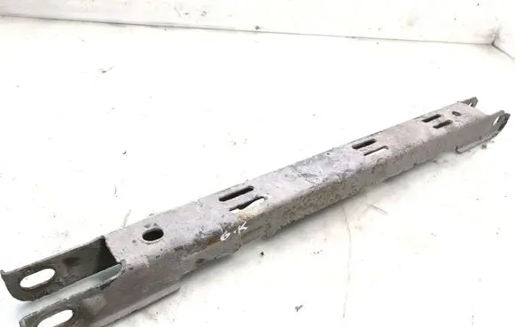 Volvo V70 Rear control arm