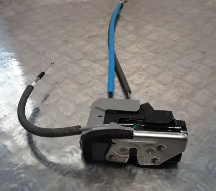 SsangYong Rexton Rear door lock 7132036000