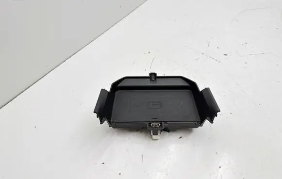 BMW 5 G30 G31 G38 Wireless charging module 83145006 27274431