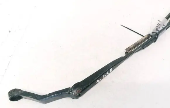 Volvo S40, V40 Front wiper blade arm
