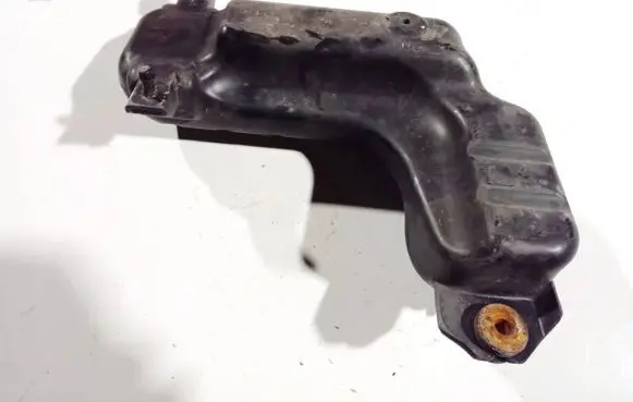 Intake resonator