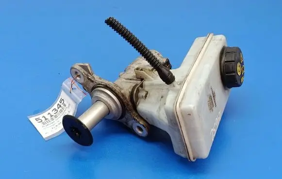 Audi Coupe Master brake cylinder