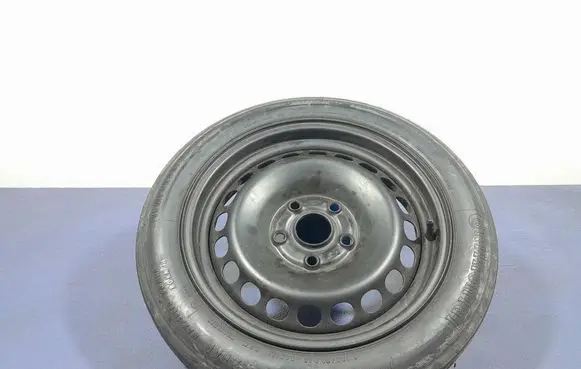 Volkswagen Golf Plus R17 spare wheel 8D0601027